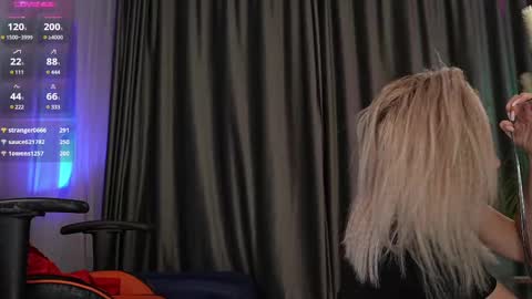 Sarahjadore online show from 02-10-25, 04:52