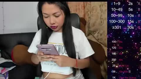 Snapshot of sarahlovexxv chatting on 01-08-25, 12:26 Sarah online show from 01-08-25, 12:26