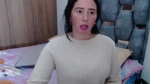 Lia online show from 01-27-25, 07:35