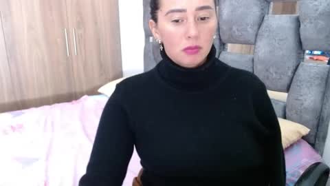 Lia online show from 01-31-25, 07:18