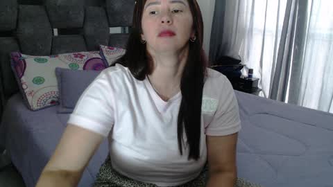 Lia online show from 04-11-26, 03:49