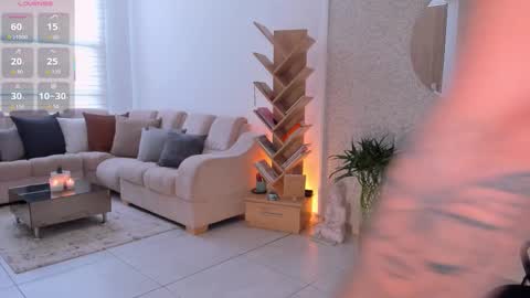 Sarah online show from 02-02-26, 02:05