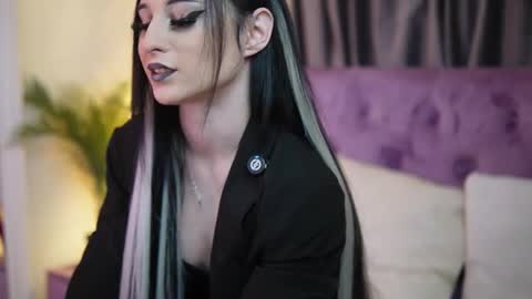  Sarai  online show from 02-25-26, 11:47