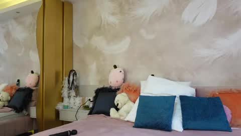 Jenny online show from 05-25-26, 04:18