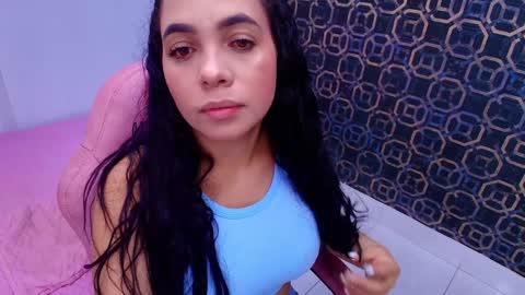 Snapshot of sarak_ chatting on 02-07-25, 11:56 Sara online show from 02-07-25, 11:56