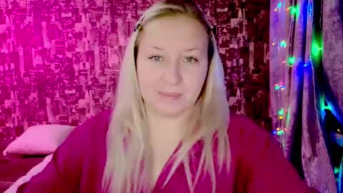 Snapshot of sarakatherin chatting on 12-01-24, 07:47 Sara online show from 12-01-24, 07:47