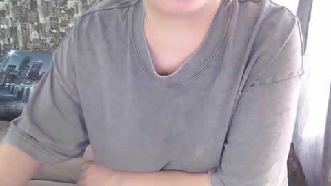 Snapshot of sarakatherin chatting on 02-04-25, 09:07 Sara online show from 02-04-25, 09:07