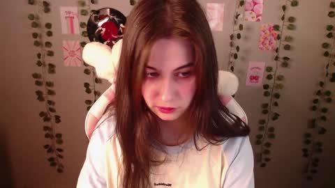 Sara online show from 12-21-24, 01:32