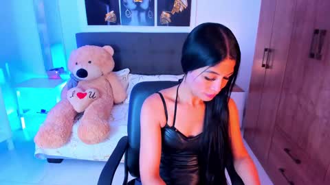 saralife69 online show from 03-04-25, 10:46