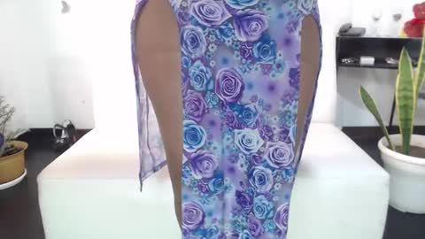 Saraloves online show from 12-12-24, 05:26