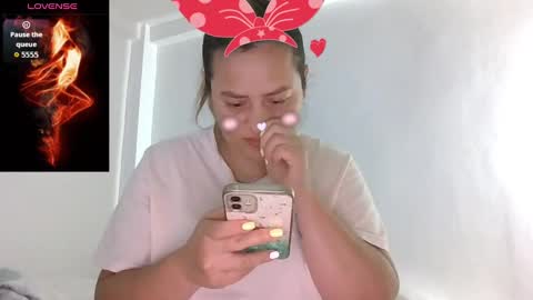 sara martinez online show from 09-14-25, 02:22