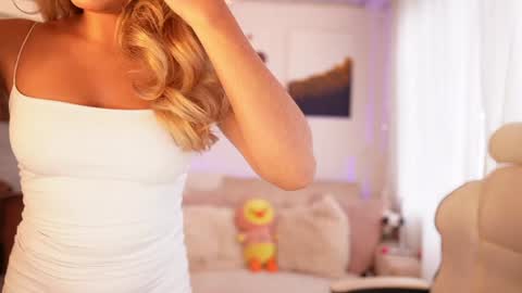 Sara online show from 12-27-24, 10:16