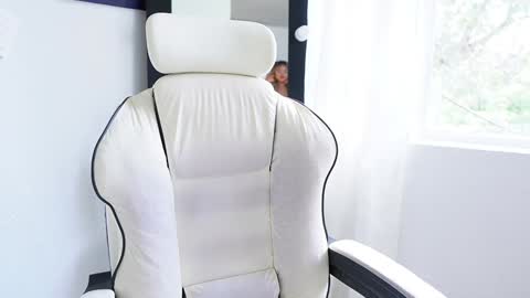 Sara online show from 01-28-25, 08:58