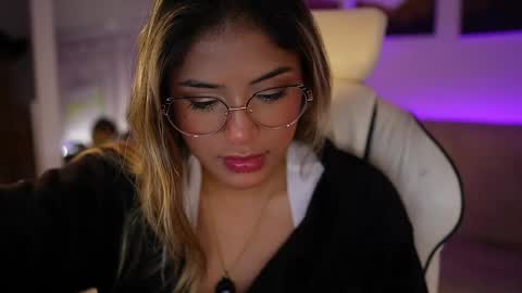 Sara online show from 02-22-25, 02:06