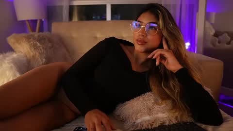 Sara online show from 03-05-25, 02:57