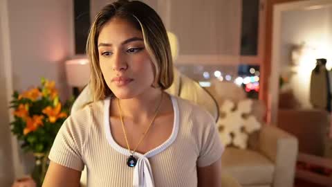 Sara online show from 03-11-25, 01:05