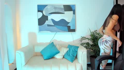 Snapshot of saraparkerx chatting on 12-06-24, 06:28 I am Sara online show from 12-06-24, 06:28