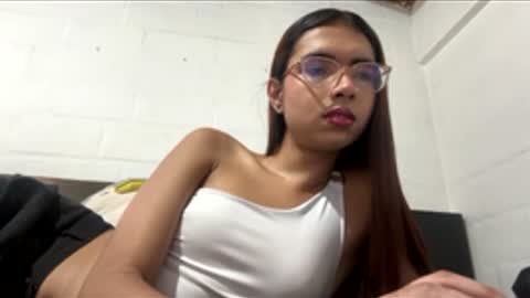 Snapshot of sarasaenz999 chatting on 02-27-26, 09:37 sarasaenz999 online show from 02-27-26, 09:37