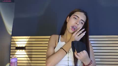 Sara online show from 12-20-25, 07:10