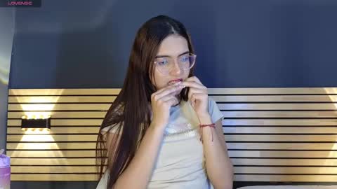 Sara online show from 12-21-25, 07:10