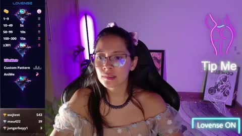 Snapshot of sarasavaagee chatting on 02-28-25, 03:37 Sara online show from 02-28-25, 03:37