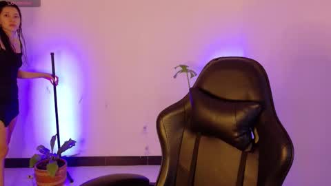 Snapshot of sarasavaagee chatting on 03-16-26, 12:31 Sara online show from 03-16-26, 12:31