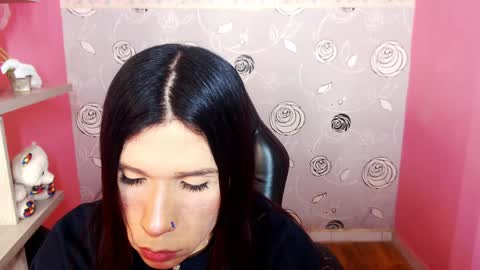 Sara Sofia online show from 01-25-25, 04:23