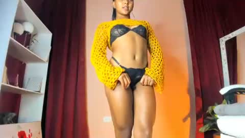 Snapshot of sarasolei chatting on 10-01-25, 09:21 ZaraSolei online show from 10-01-25, 09:21