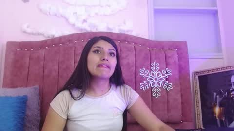 Snapshot of sarastonesx chatting on 12-30-24, 04:20 sarastonesx online show from 12-30-24, 04:20