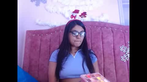 Snapshot of sarastonesx chatting on 12-31-24, 07:20 sarastonesx online show from 12-31-24, 07:20