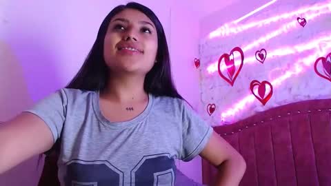 Snapshot of sarastonesx chatting on 02-21-25, 08:29 sarastonesx online show from 02-21-25, 08:29