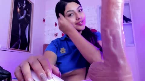 Snapshot of sarastonesx chatting on 09-22-25, 06:15 sarastonesx online show from 09-22-25, 06:15