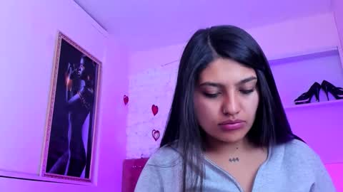 Snapshot of sarastonesx chatting on 10-02-25, 09:05 sarastonesx online show from 10-02-25, 09:05