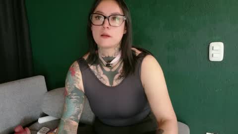 Sara Herrera online show from 05-29-26, 08:51