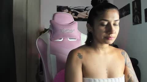 saratukkerr online show from 11-22-25, 07:07