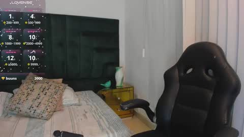      online show from 10-26-25, 12:38