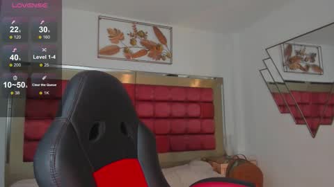      online show from 12-18-25, 12:17