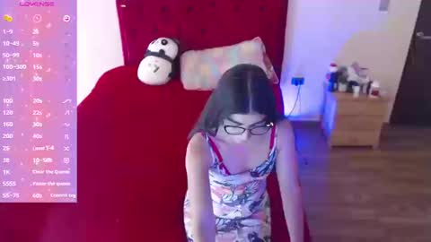 Snapshot of saray_honey1 chatting on 09-15-25, 08:31 saray online show from 09-15-25, 08:31