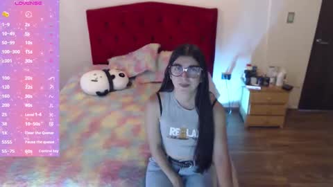 Snapshot of saray_honey1 chatting on 09-27-25, 09:31 saray online show from 09-27-25, 09:31