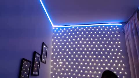 Snapshot of sarayander chatting on 02-02-25, 01:41 sarayander online show from 02-02-25, 01:41