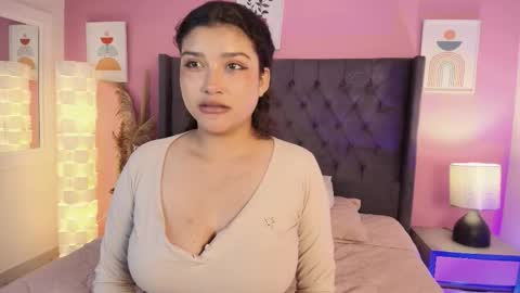 saray online show from 10-30-25, 10:10