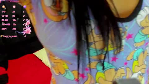 Snapshot of saraymoorex_ chatting on 02-16-25, 05:59 Saray online show from 02-16-25, 05:59