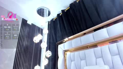 Snapshot of sarayroyse chatting on 09-23-25, 07:39 Saray online show from 09-23-25, 07:39