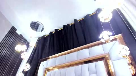 Snapshot of sarayroyse chatting on 09-26-25, 08:02 Saray online show from 09-26-25, 08:02