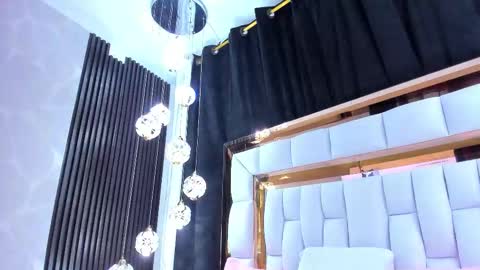 Saray online show from 03-17-26, 07:39