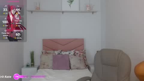 Saray Vega online show from 10-10-25, 07:24