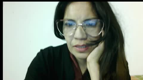 Sarenis online show from 10-17-25, 03:31