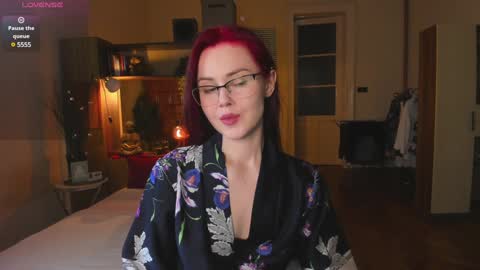 Veronika online show from 12-17-24, 10:43