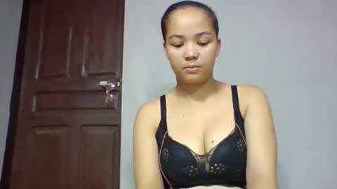 sarhon917962 online show from 05-12-26, 06:54