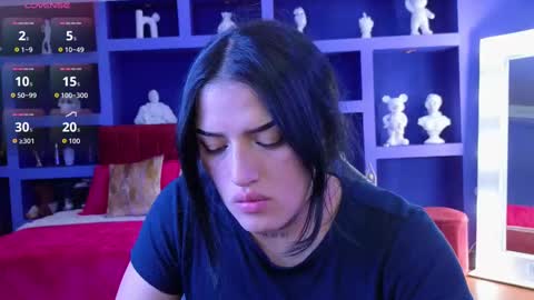 Snapshot of sari_belle chatting on 09-16-25, 08:43 Sari  online show from 09-16-25, 08:43